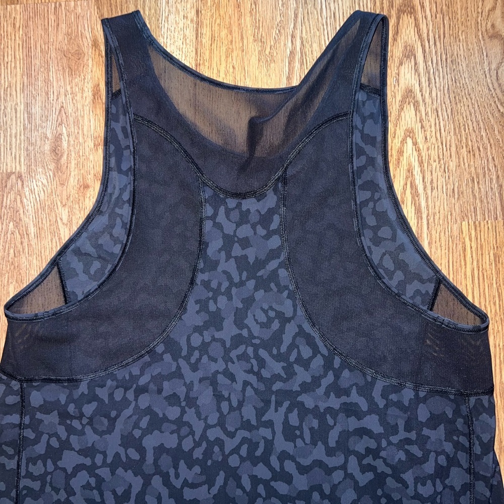 Lululemon Tank Top - Picture 4 of 5